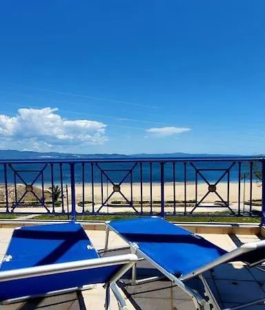Appartamento Seassy's Beachfront Apt N Potidea